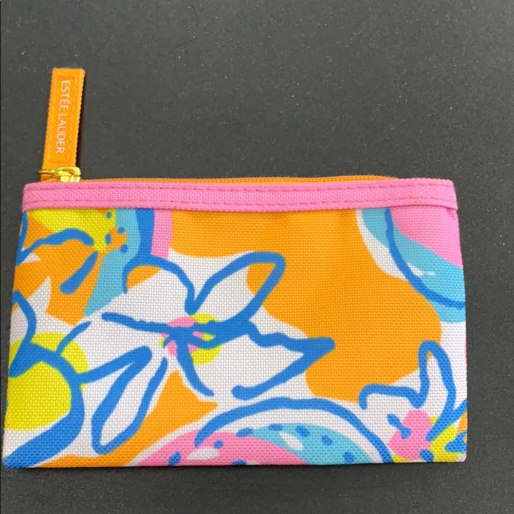 Estée Lauder mini change or make case